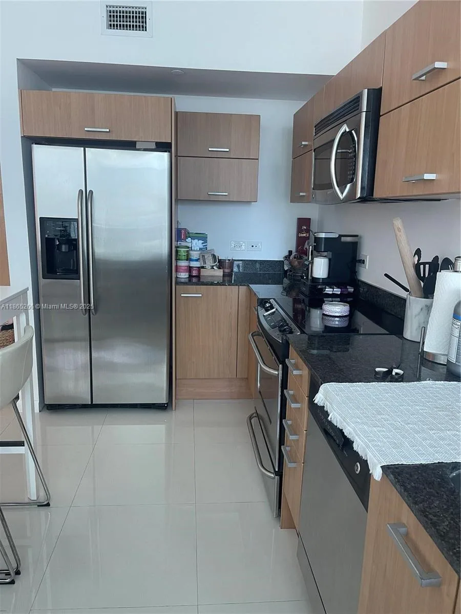 350 S Miami Ave # 1108, Miami, FL 33130 photo 7