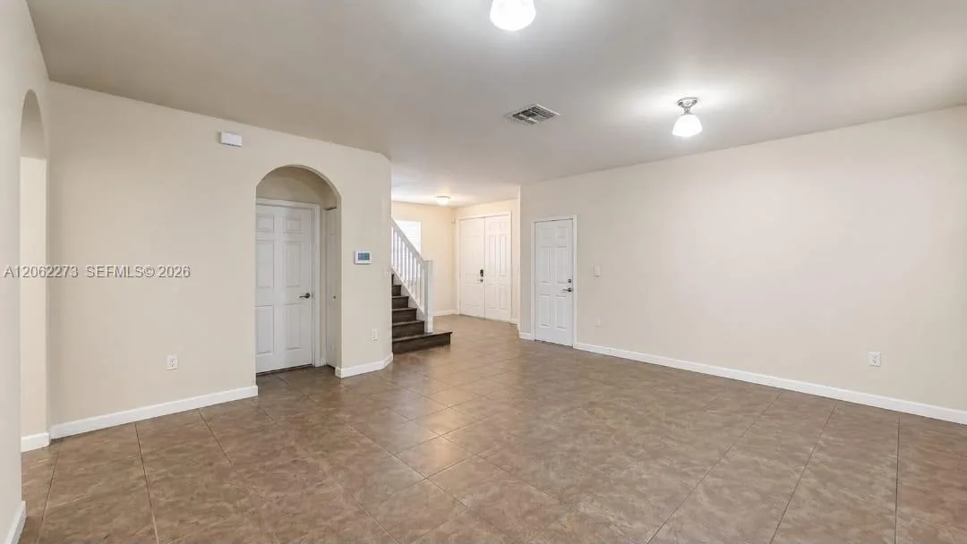 8890 W 33rd Ave, Hialeah, FL 33018 photo 6