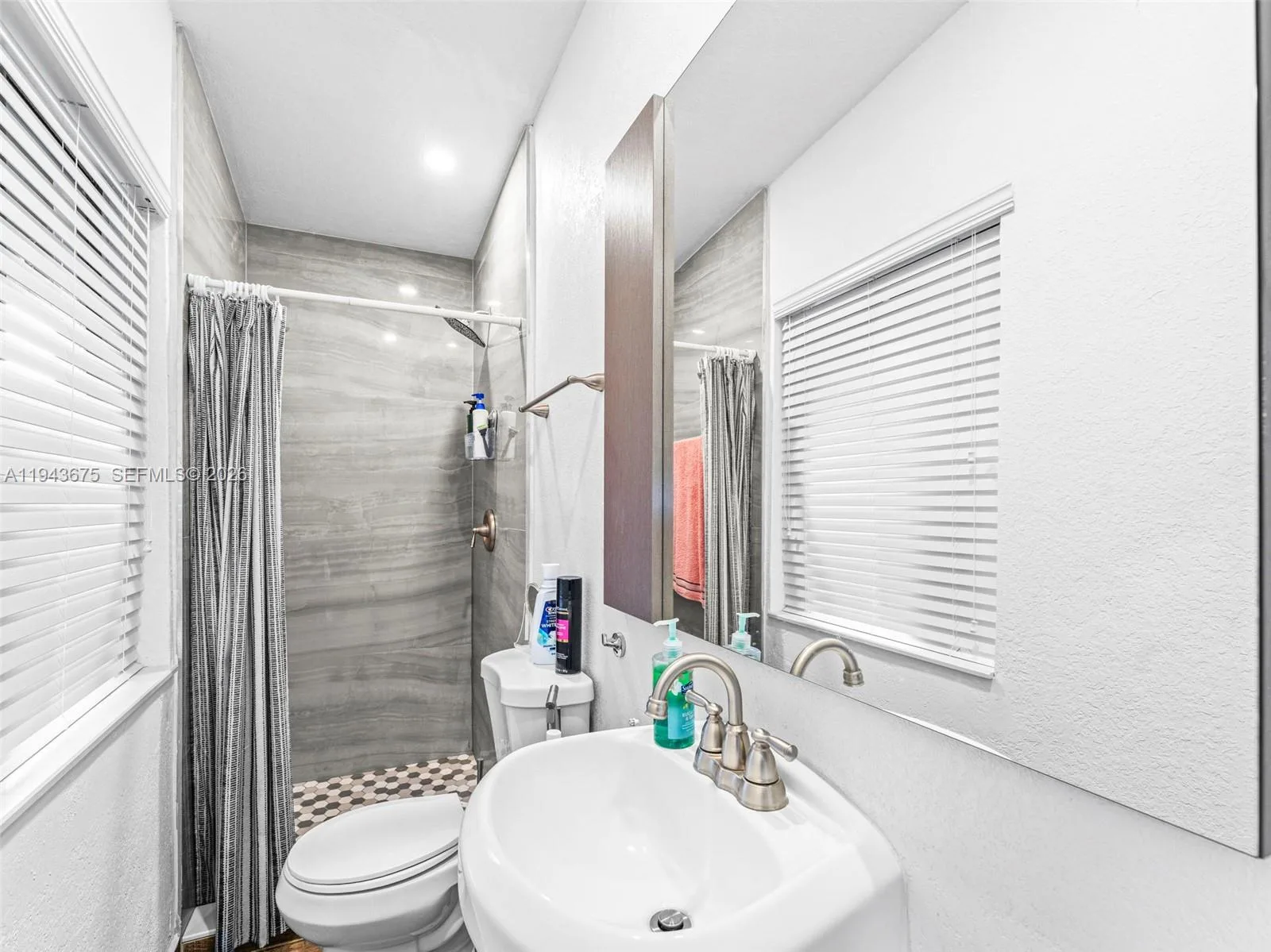 11415 SW 56th St, Miami, FL 33165 photo 6