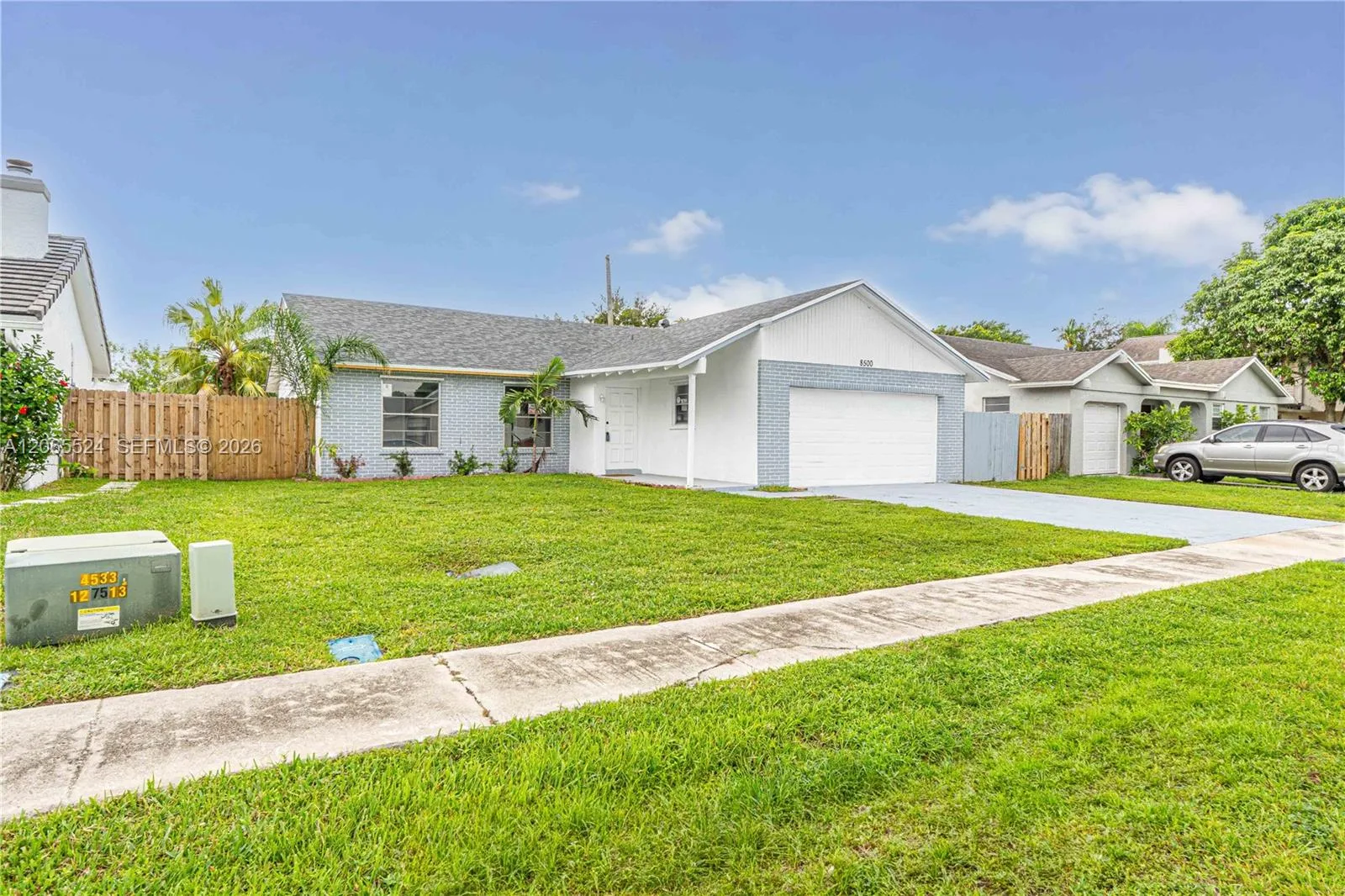8500 SW 20th St, North Lauderdale, FL 33068 photo 2
