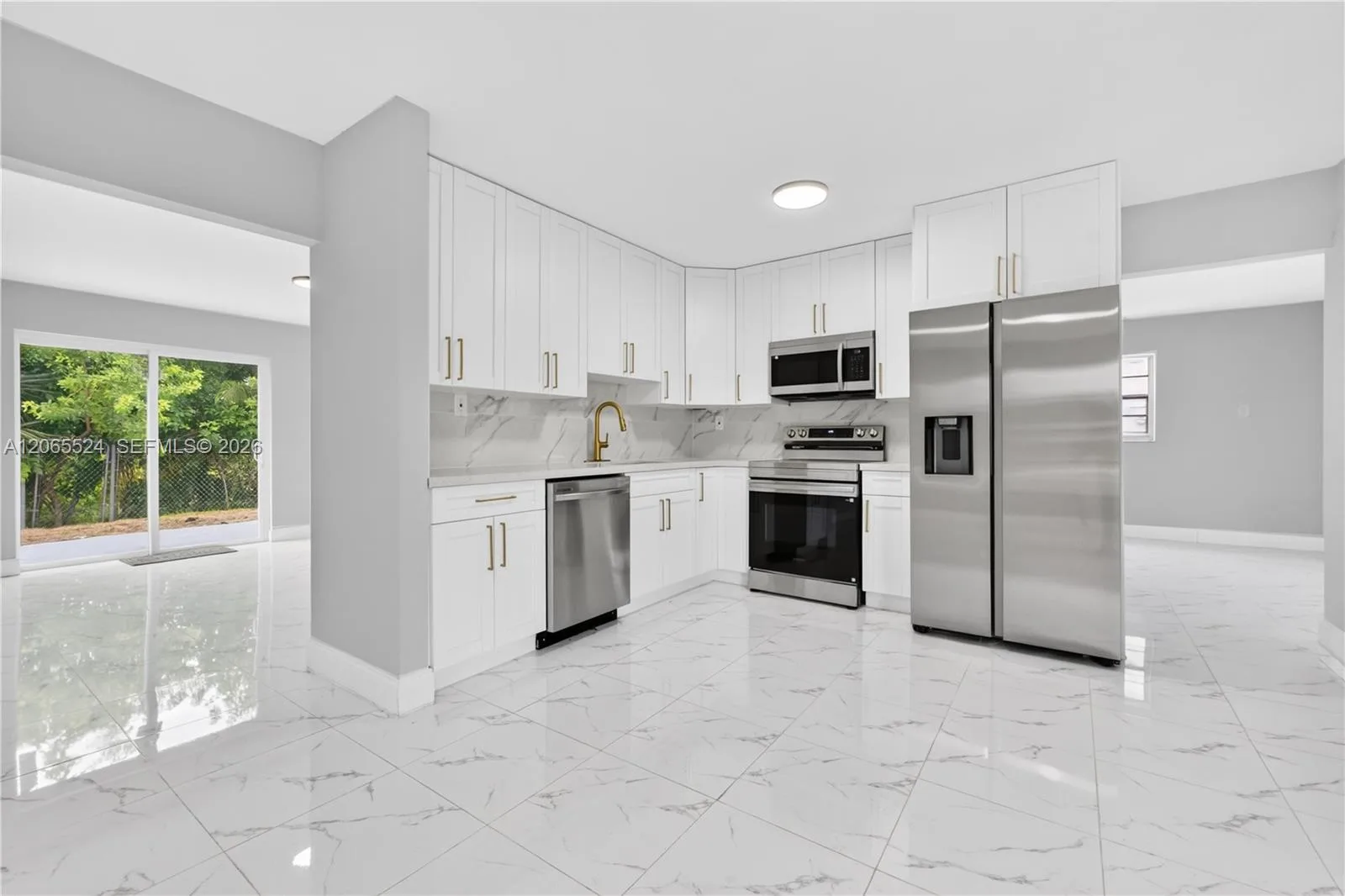 8500 SW 20th St, North Lauderdale, FL 33068 photo 6