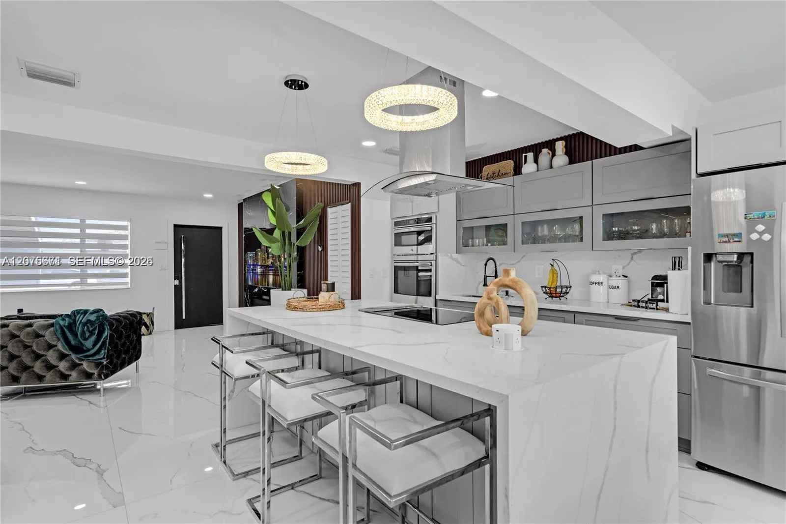 7031 SW 12th St, Pembroke Pines, FL 33023