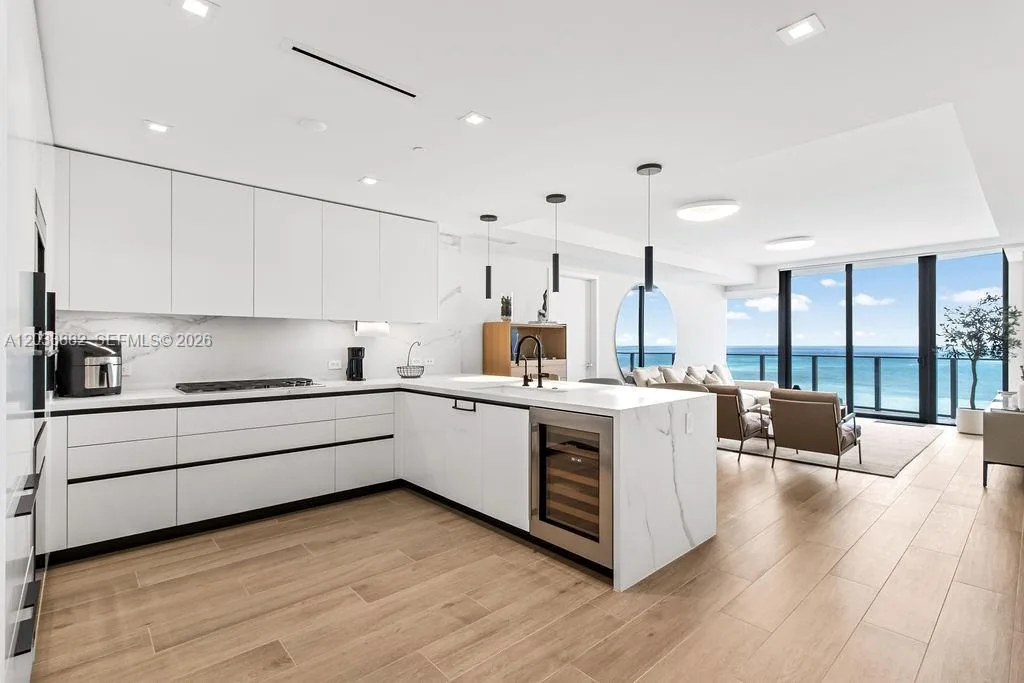 1116 N Ocean Blvd # 1205, Pompano Beach, FL 33062