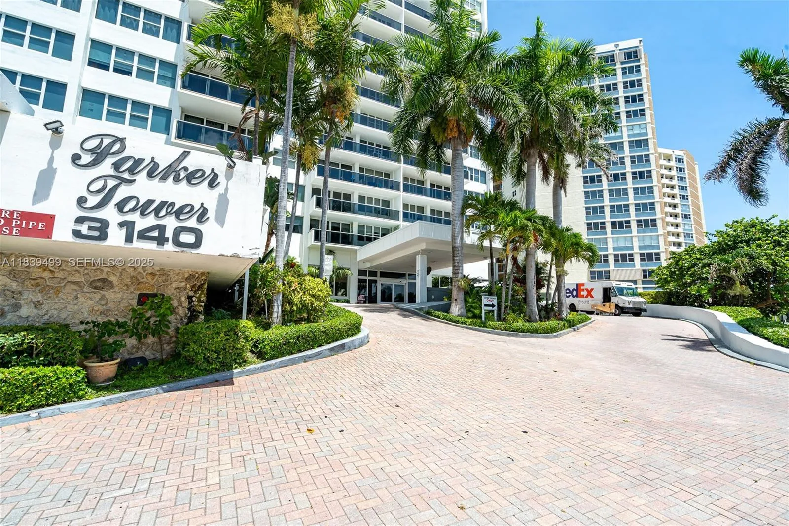 3140 S Ocean Dr # 201, Hallandale Beach, FL 33009
