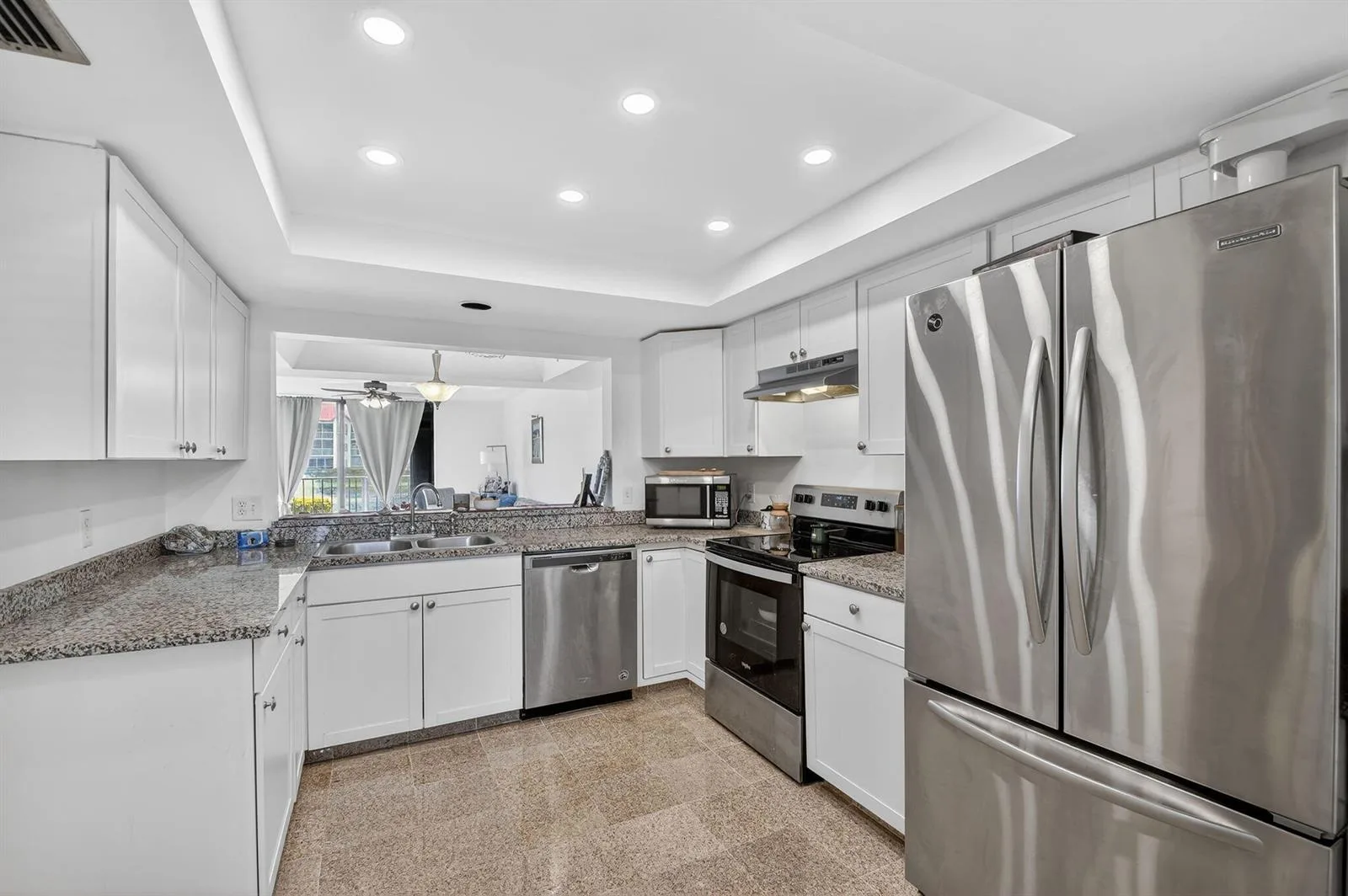 7030 Half Moon Circle # 117, Hypoluxo, FL 33462 photo 10