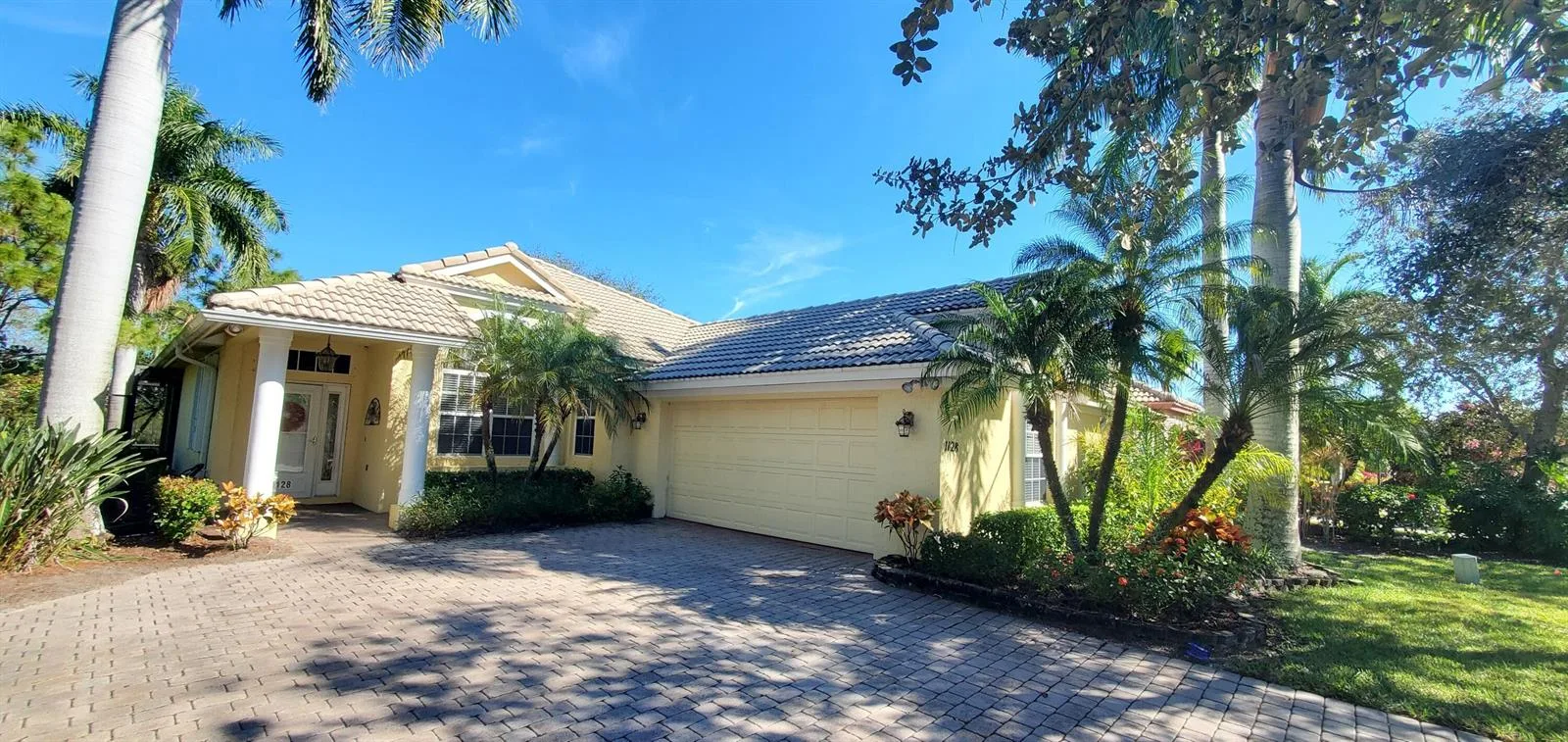 1128 NW Mossy Oak Way, Jensen Beach, FL 34957