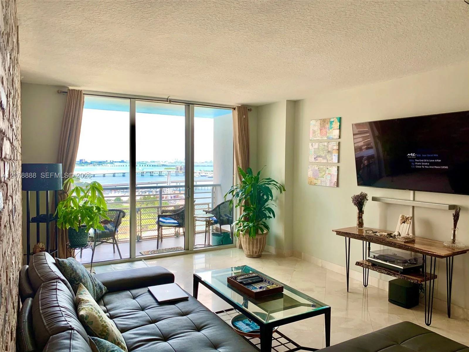 325 S Biscayne Blvd # 2714, Miami, FL 33131 photo 3