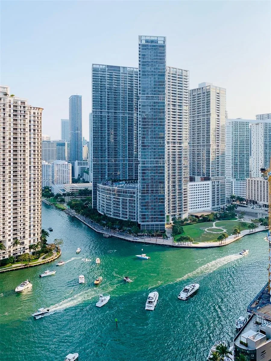 325 S Biscayne Blvd # 2714, Miami, FL 33131 photo 8