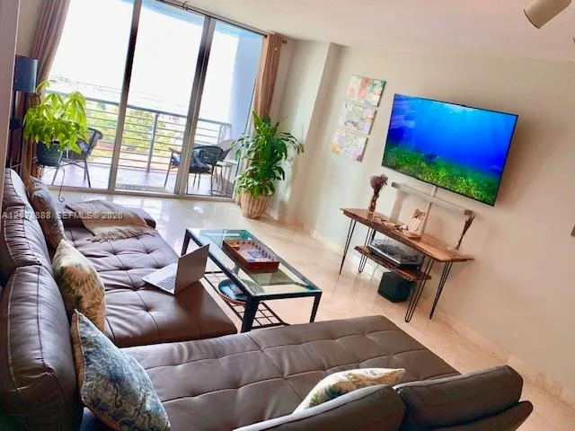 325 S Biscayne Blvd # 2714, Miami, FL 33131 photo 9
