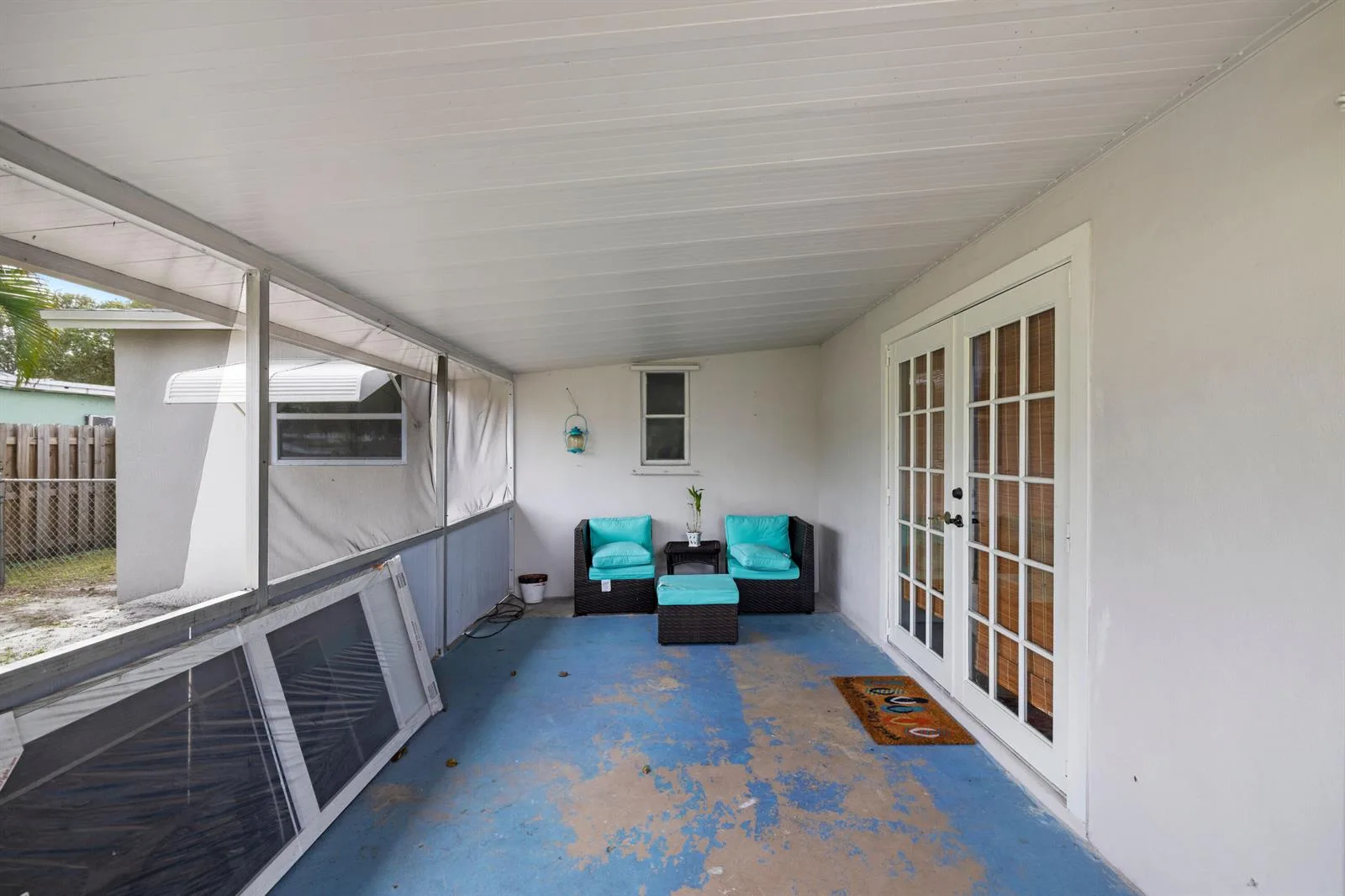 336 S CHILLINGWORTH Drive, West Palm Beach, FL 33409 photo 3