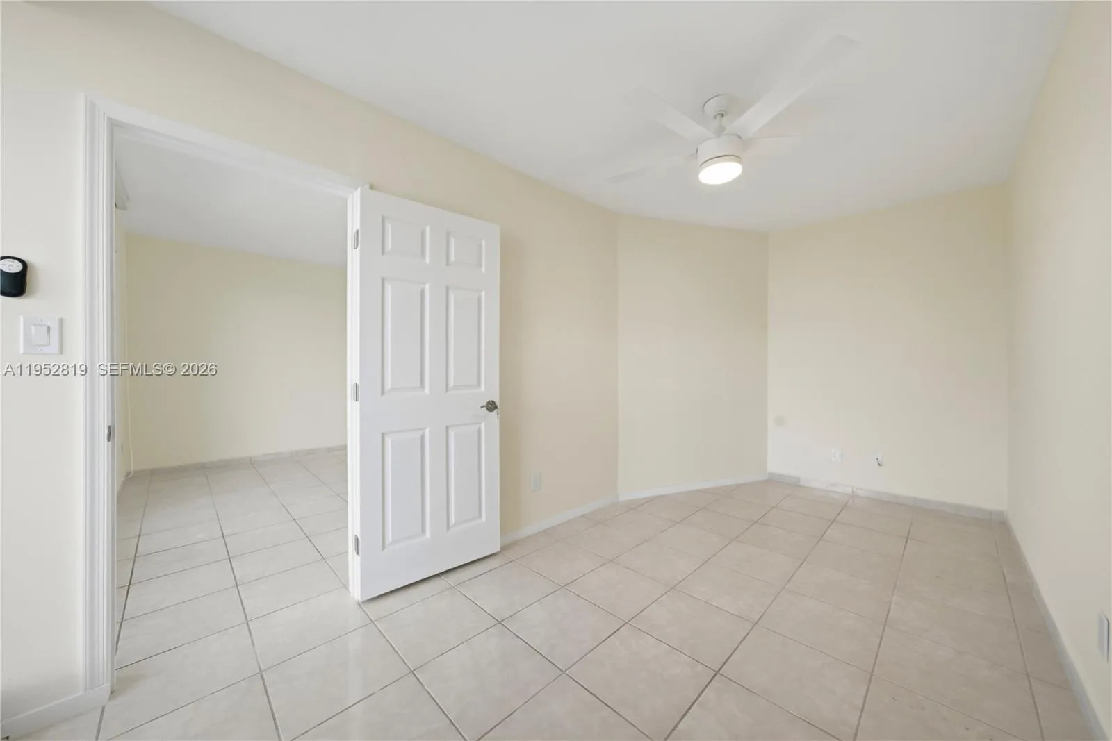 5401 Collins Ave # 1129, Miami Beach, FL 33140 photo 12