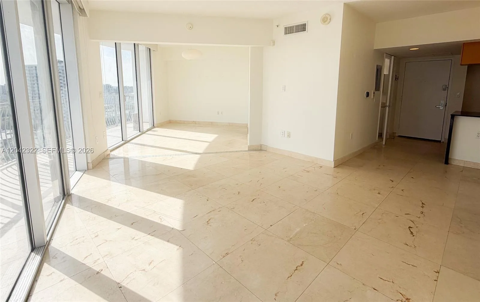 1750 N Bayshore Dr # 1814, Miami, FL 33132 photo 6