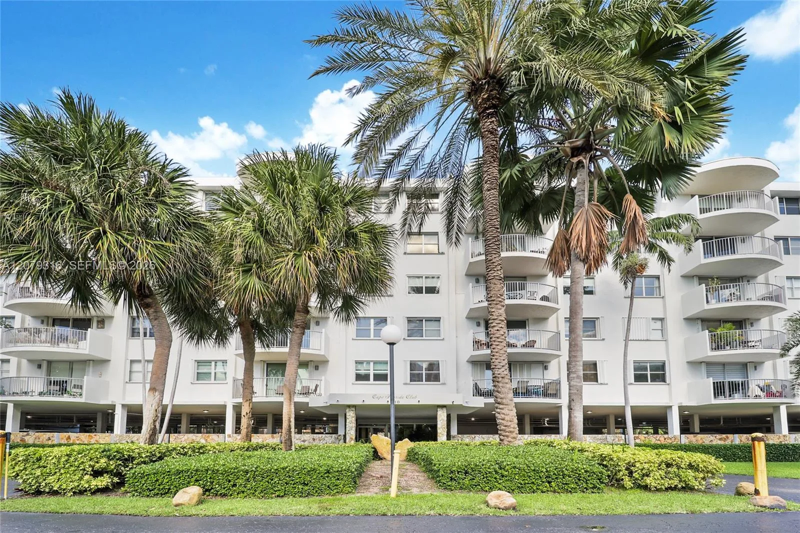 210 Sea View Dr # 511, Key Biscayne, FL 33149