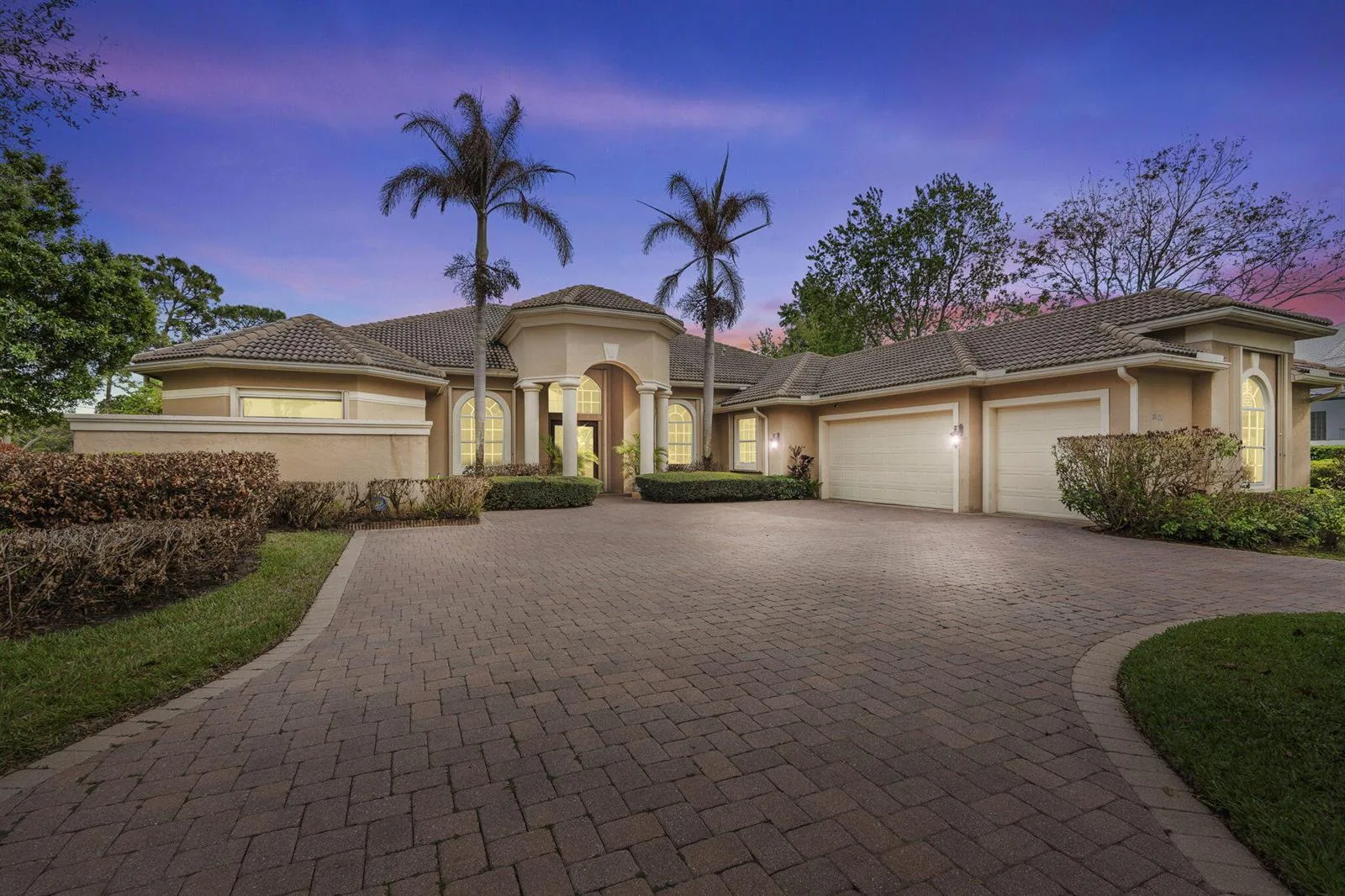 7424 Laurels Place, Port St. Lucie, FL 34986