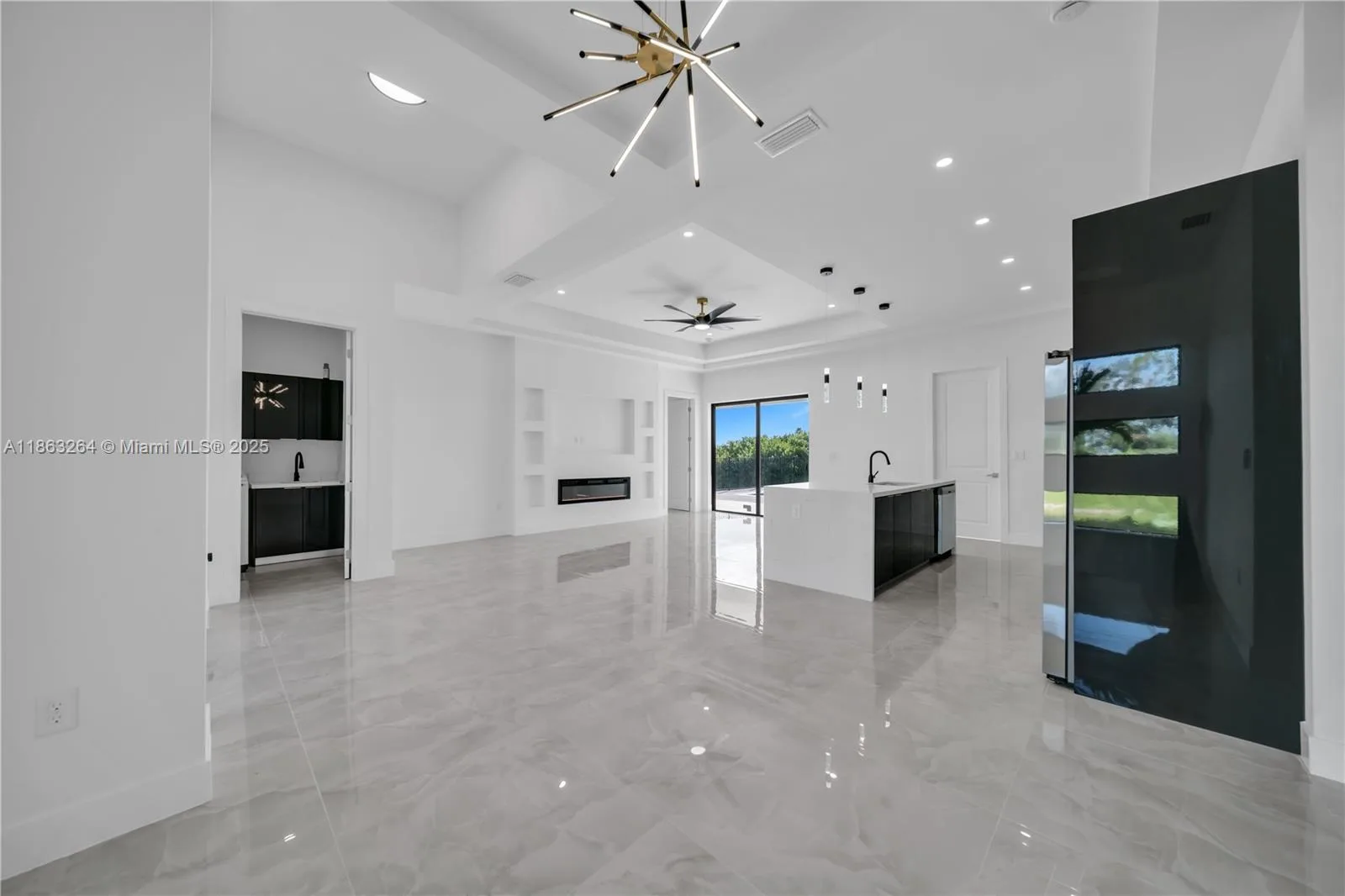 2824 NW 4th PL, Cape Coral, FL 33993 photo 3