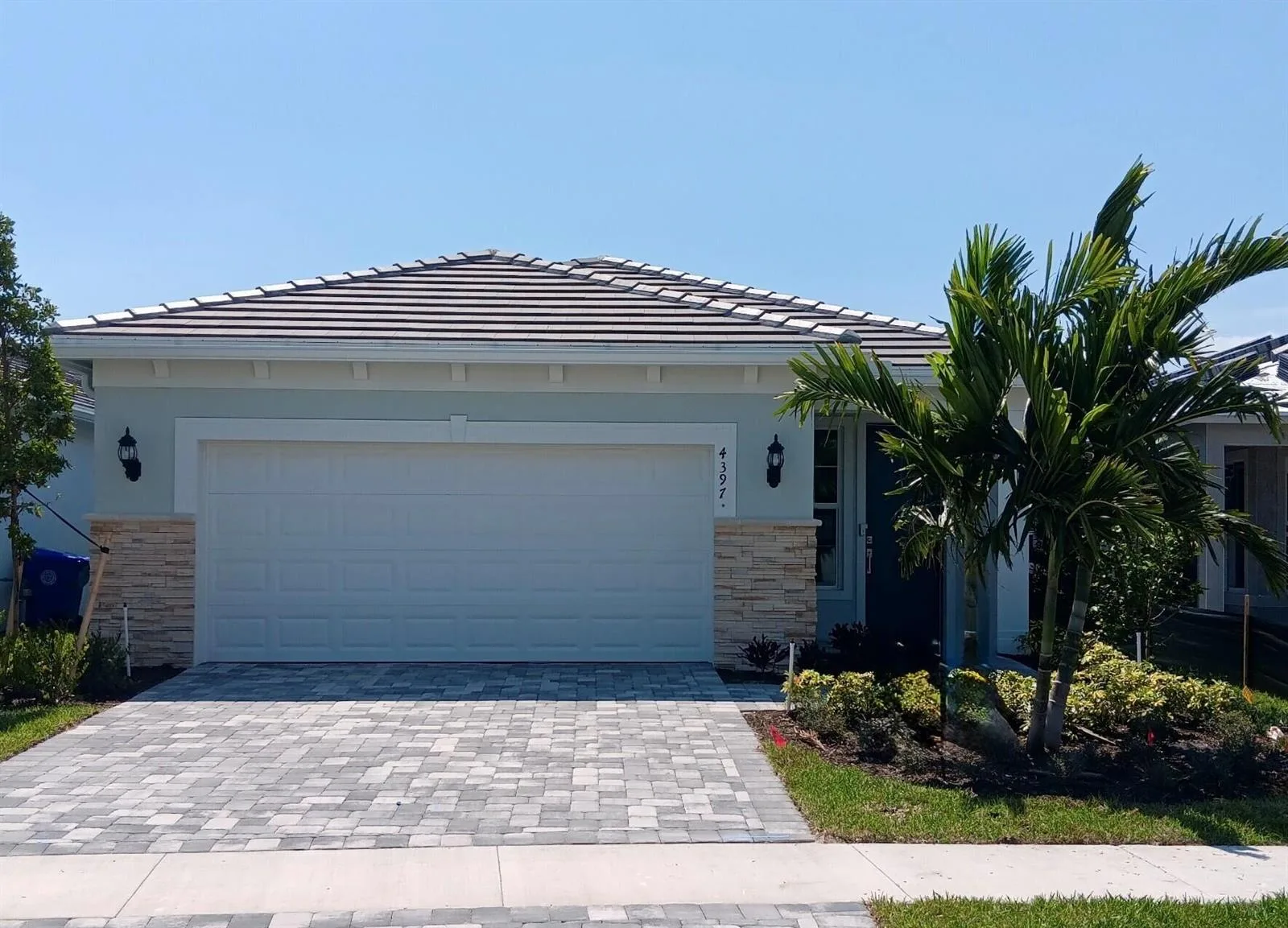 4397 Pinafore Street # Hallmark 216, Vero Beach, FL 32967