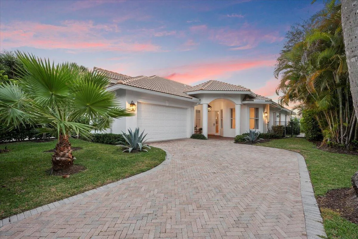 2951 Twin Oaks Way, Wellington, FL 33414 photo 3