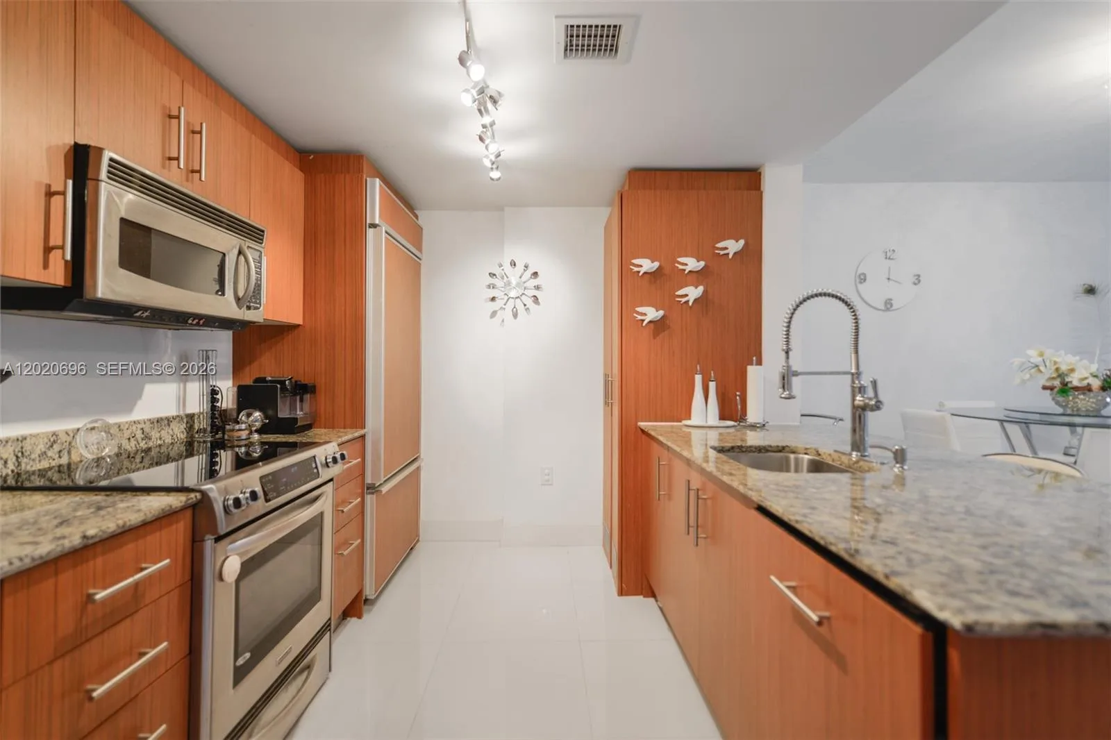10275 Collins Ave # 307, Bal Harbour, FL 33154 photo 4