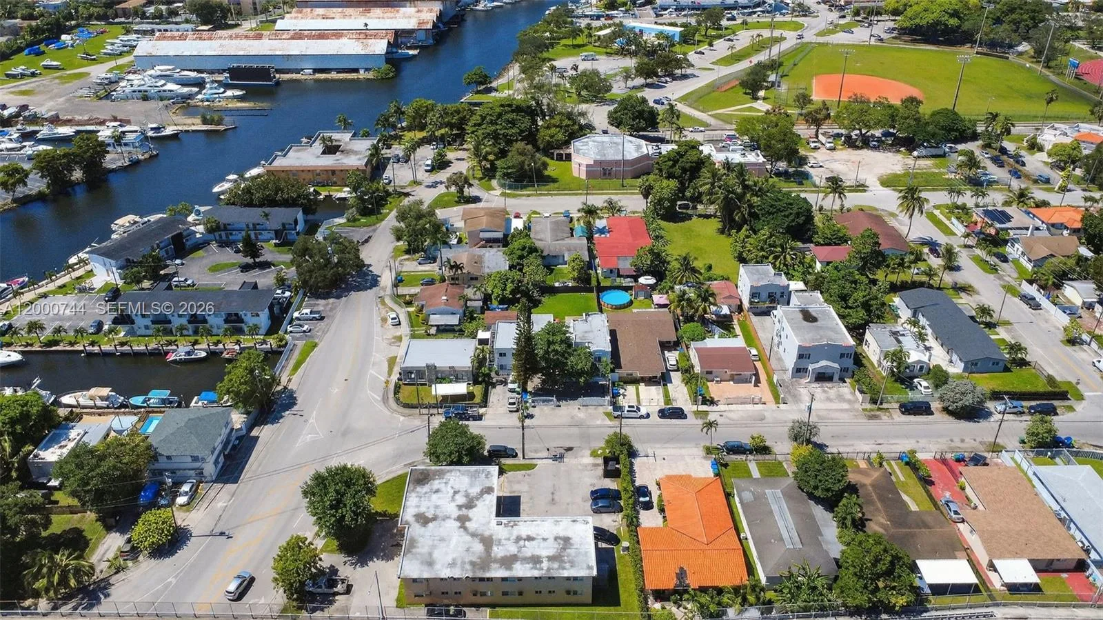 1680 NW 22nd Ct, Miami, FL 33125 photo 2