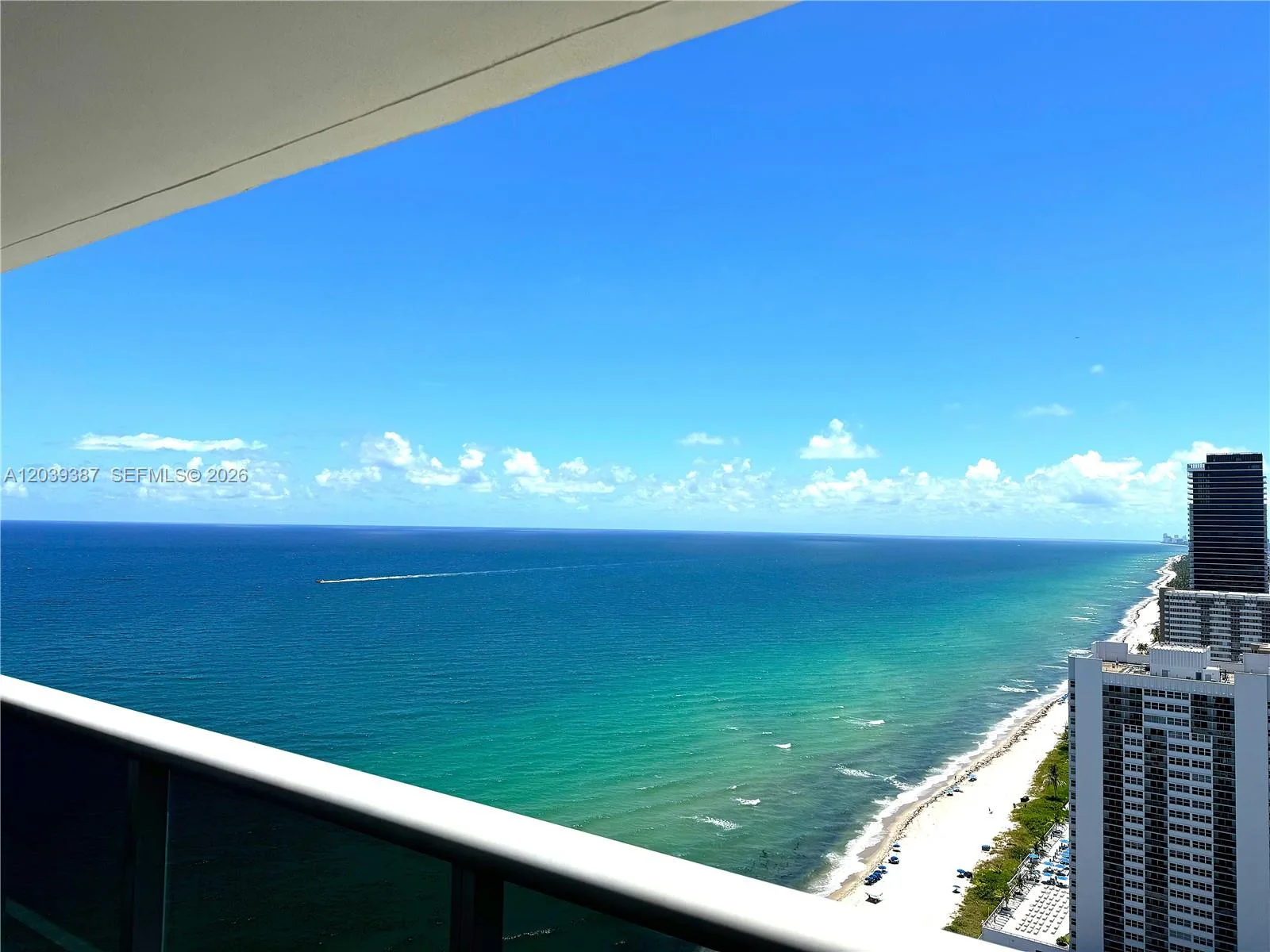 1830 S Ocean Dr # 3303, Hallandale Beach, FL 33009