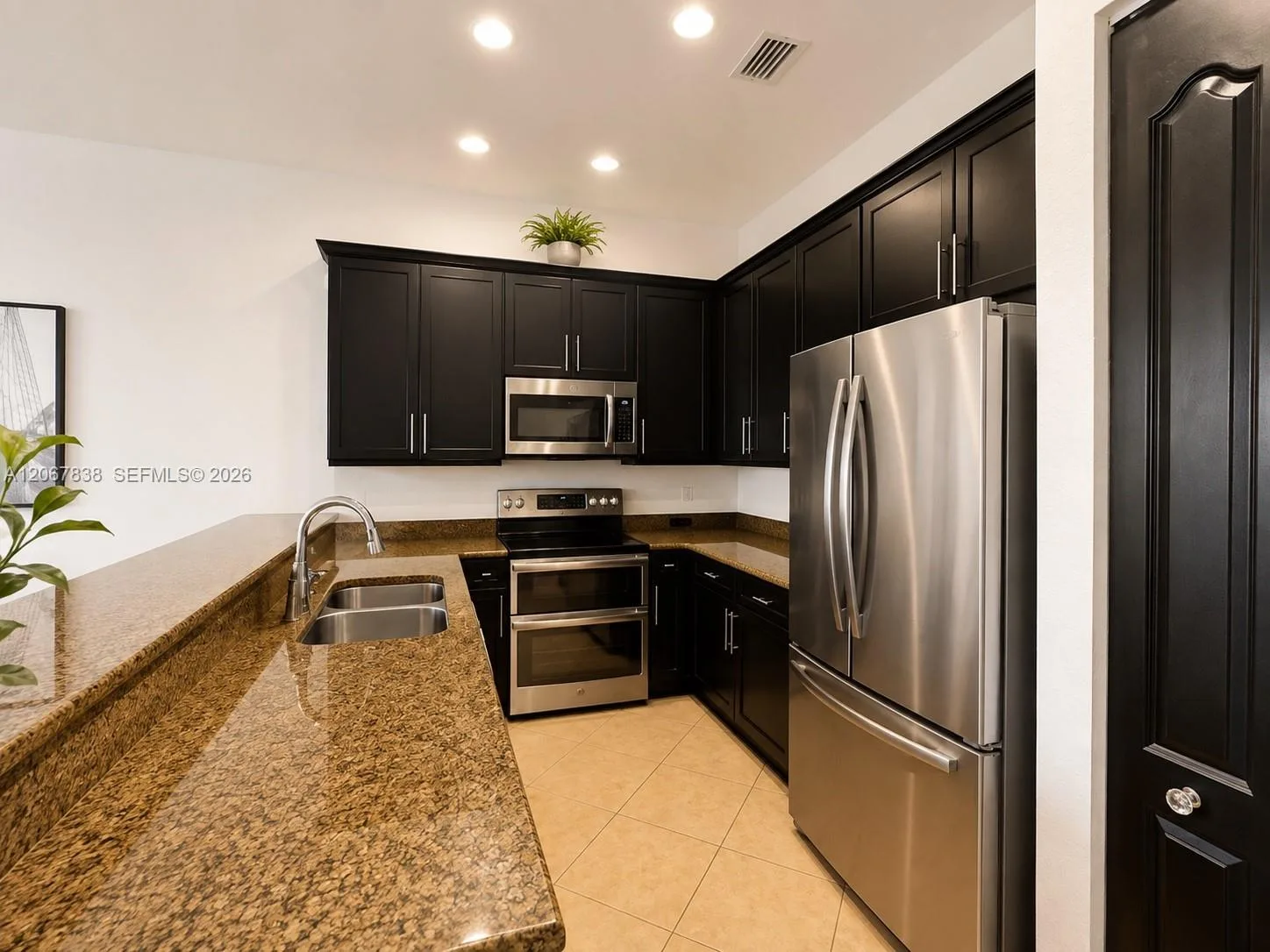 14708 SW 6th St # 14708, Pembroke Pines, FL 33027 photo 3