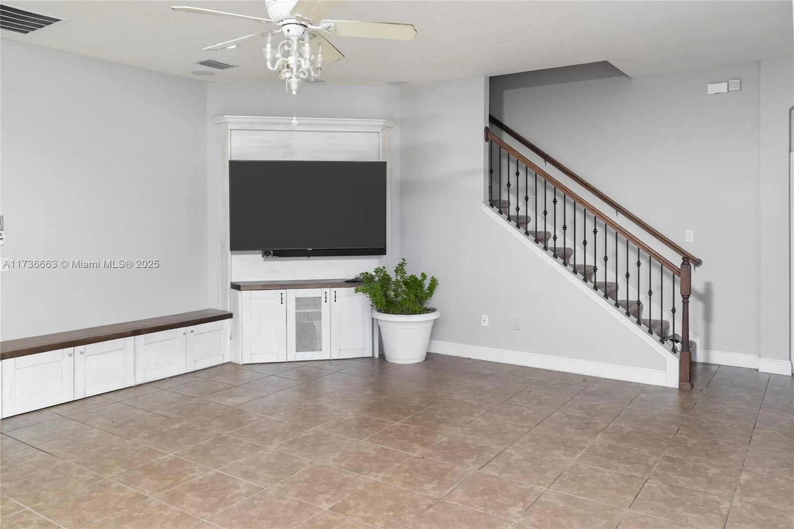 11436 Drifting Leaf Drive, Riverview, FL 33579 photo 4