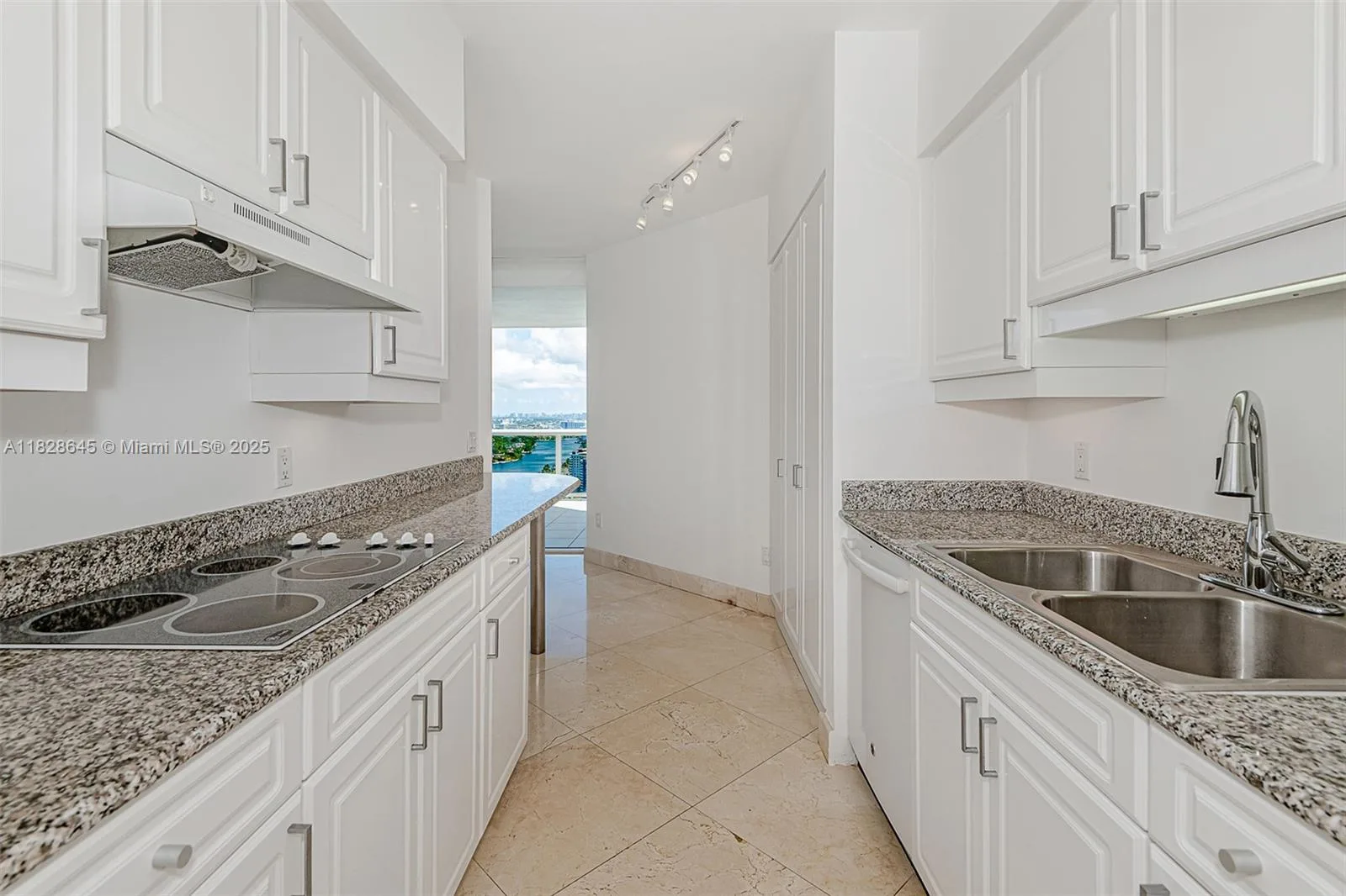 4779 Collins Ave # 3308, Miami Beach, FL 33140 photo 13
