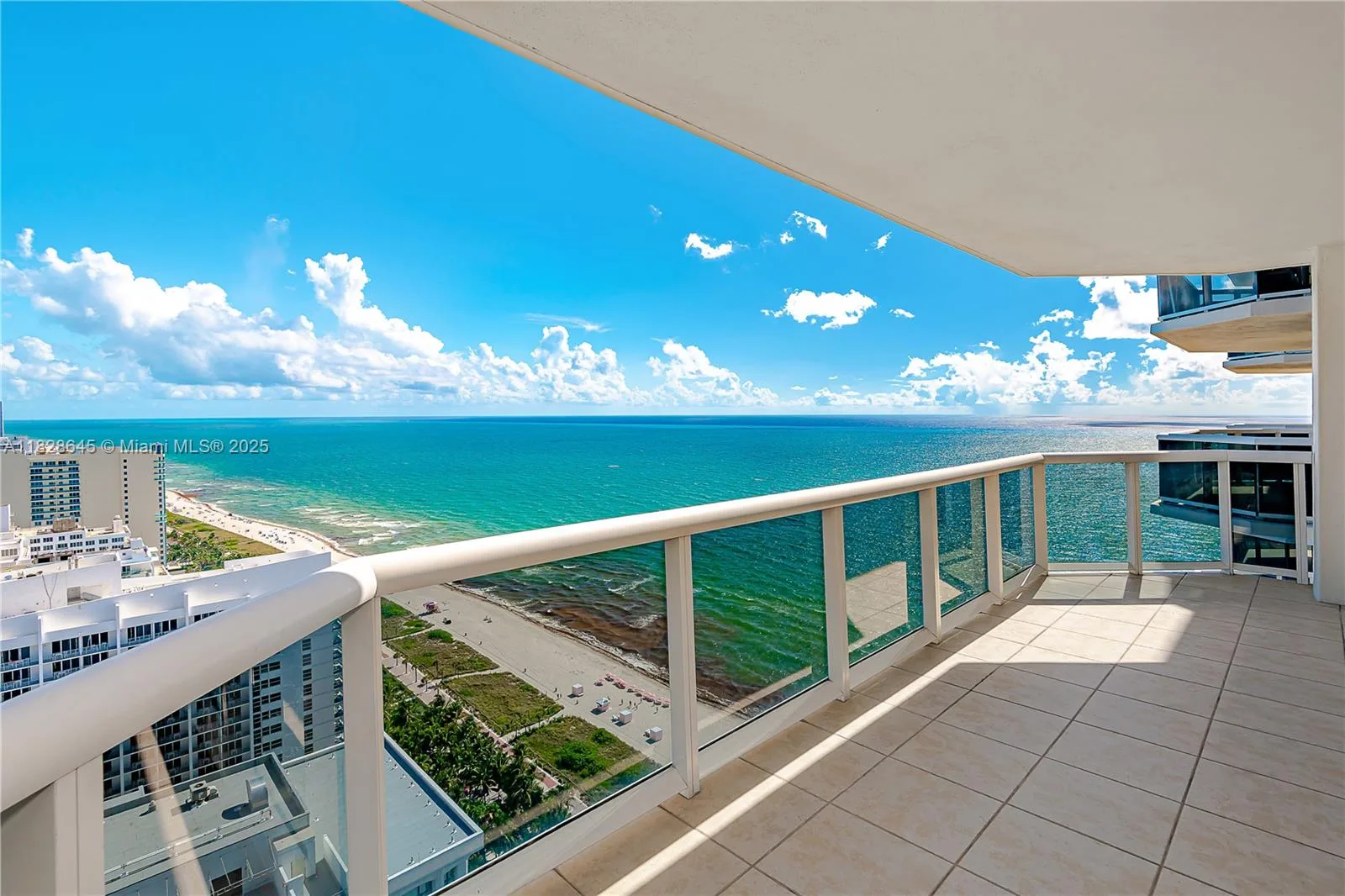 4779 Collins Ave # 3308, Miami Beach, FL 33140 photo 2