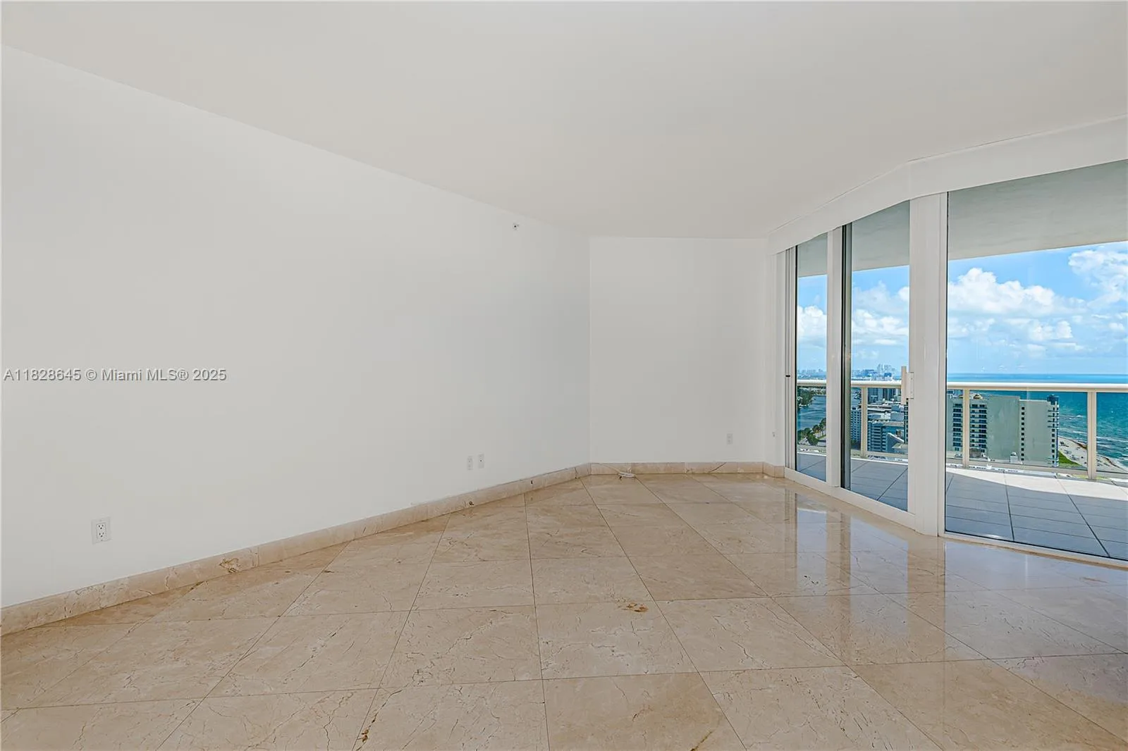 4779 Collins Ave # 3308, Miami Beach, FL 33140 photo 7