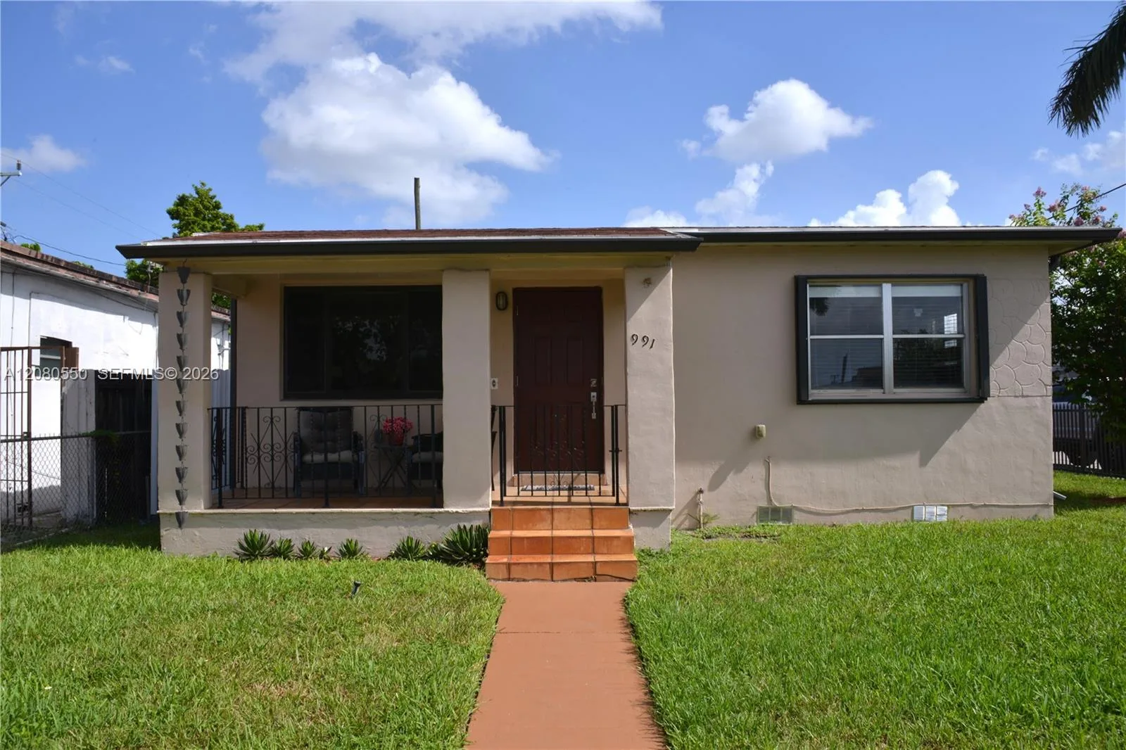 991 E 47th St, Hialeah, FL 33013