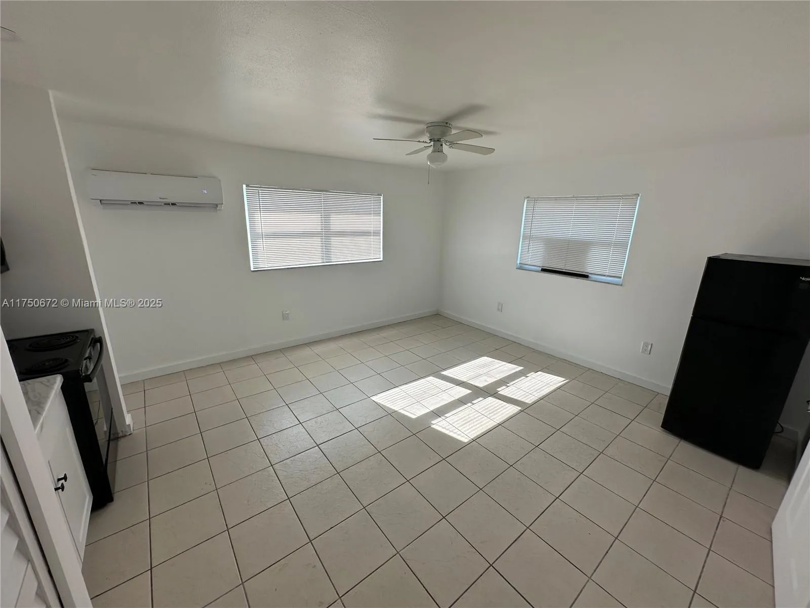 318 Tarpon Dr # 4, Cape Coral, FL 33904 photo 2