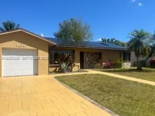 11041 SW 166th Ter, Miami, FL 33157
