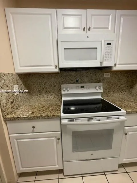 1450 Atlantic Shores Blvd # 304, Hallandale Beach, FL 33009 — zdjęcie 2