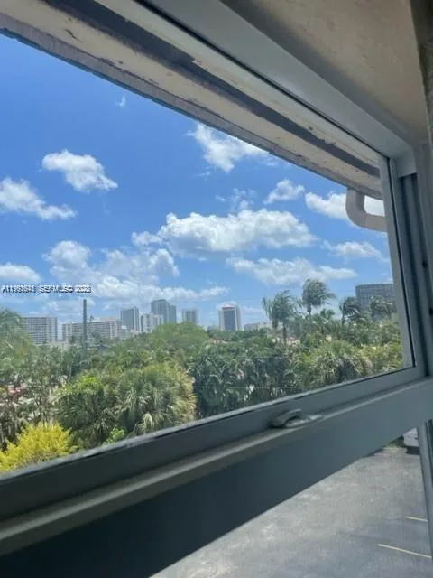 1450 Atlantic Shores Blvd # 304, Hallandale Beach, FL 33009 photo 7
