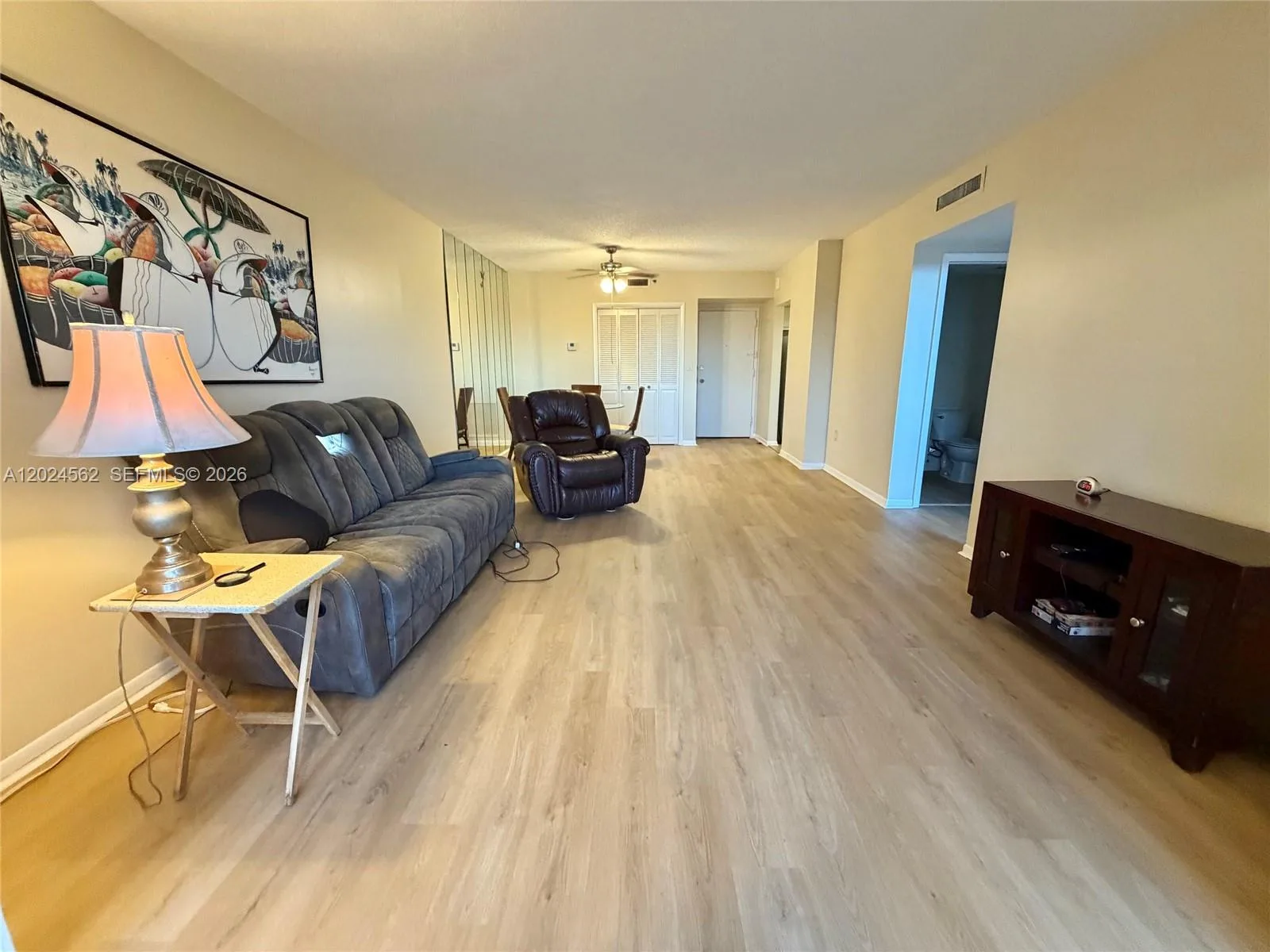 4001 Hillcrest Dr # 609, Hollywood, FL 33021 photo 2