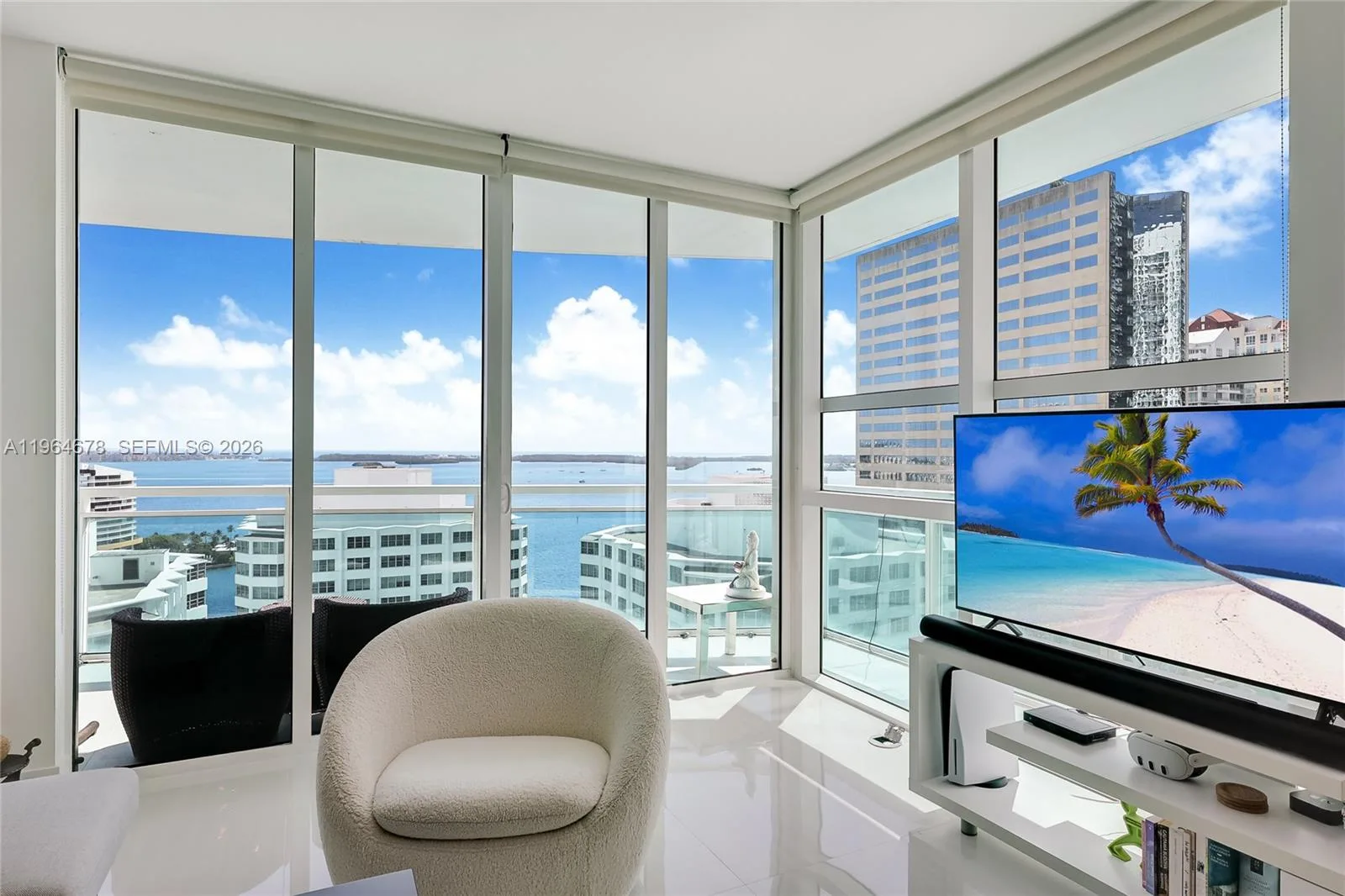 950 Brickell Bay Dr # 2211, Miami, FL 33131 photo 7