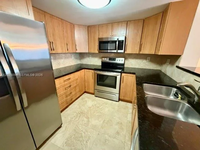 3000 Coral Way # 813, Miami, FL 33145 photo 3