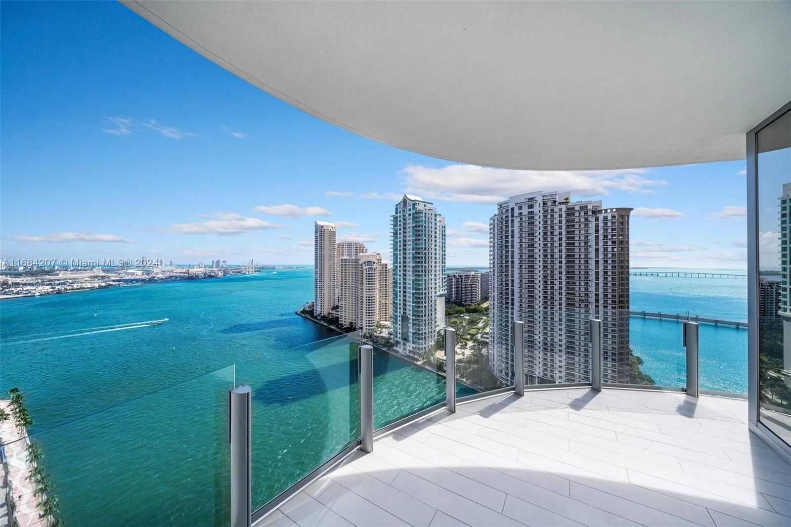 300 Biscayne Blvd Way # 2501, Miami, FL 33131