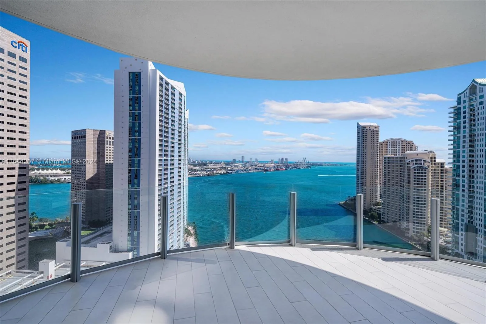 300 Biscayne Blvd Way # 2501, Miami, FL 33131 photo 5