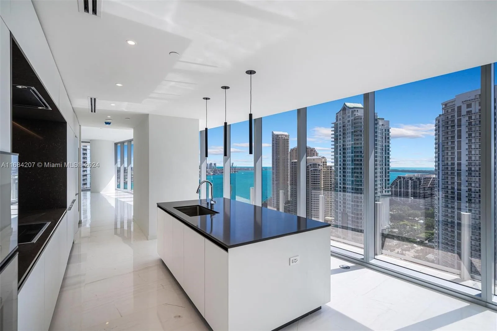 300 Biscayne Blvd Way # 2501, Miami, FL 33131 photo 7