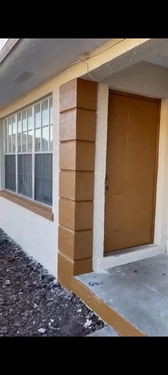 731 21st Street # 1-2, West Palm Beach, FL 33407