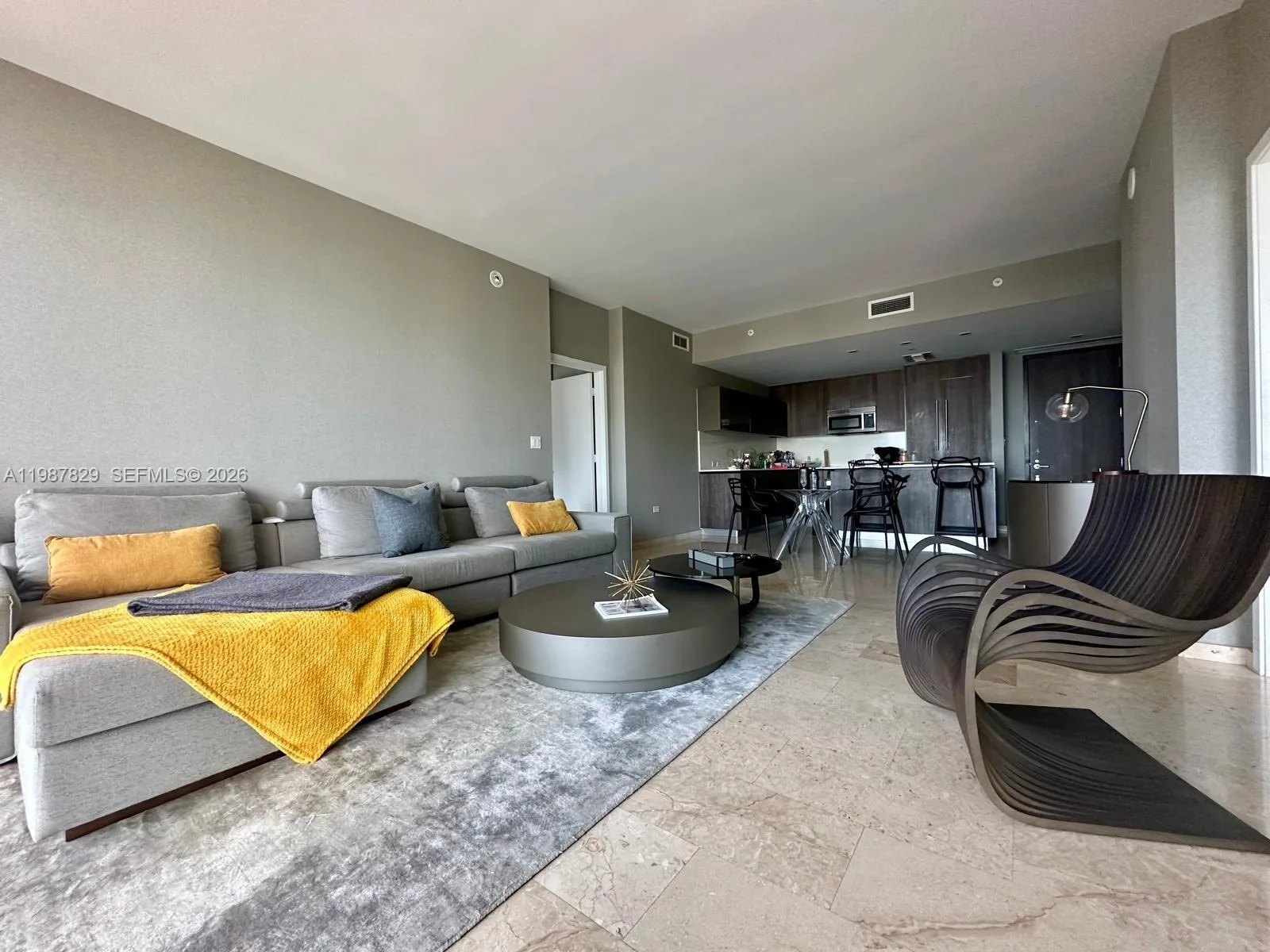 88 SW 7th St # 3609, Miami, FL 33130 photo 3