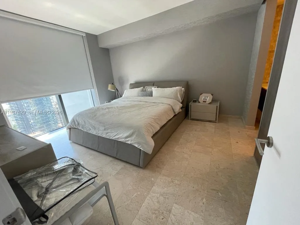 88 SW 7th St # 3609, Miami, FL 33130 photo 8