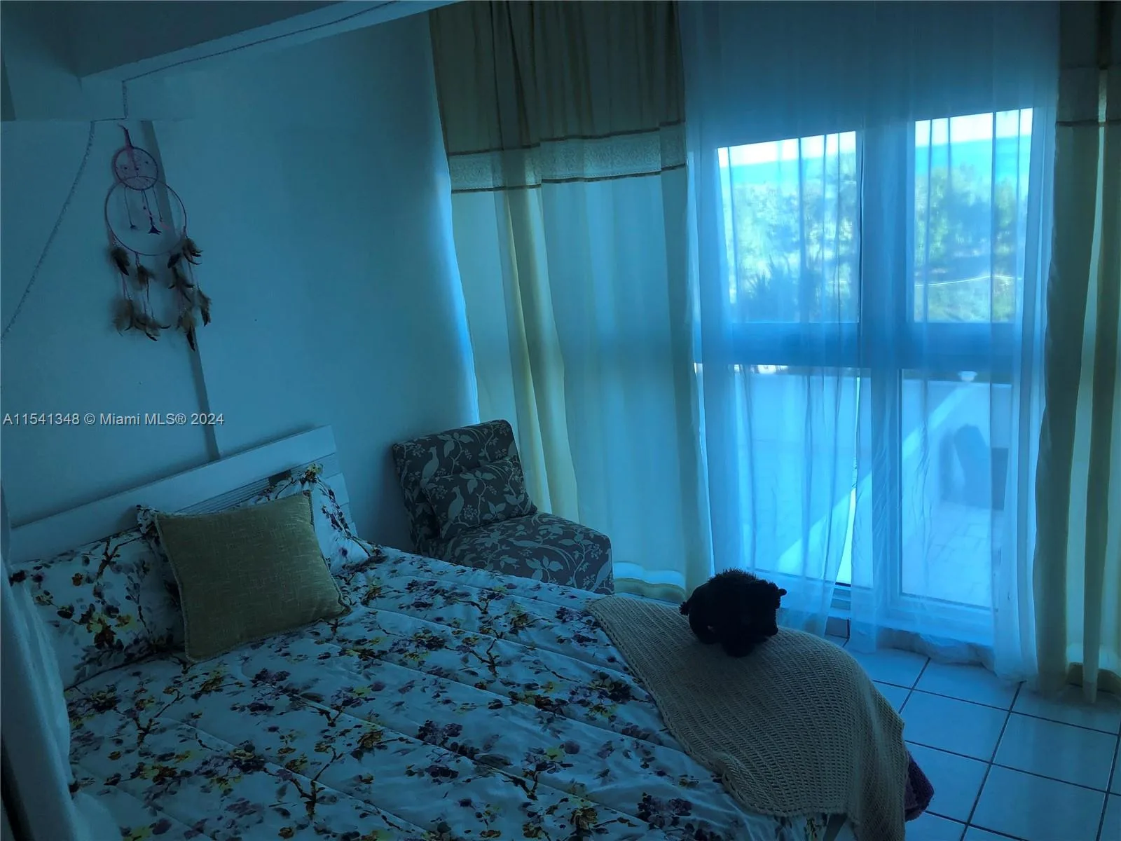 5445 Collins Ave # TH2, Miami Beach, FL 33140 photo 2