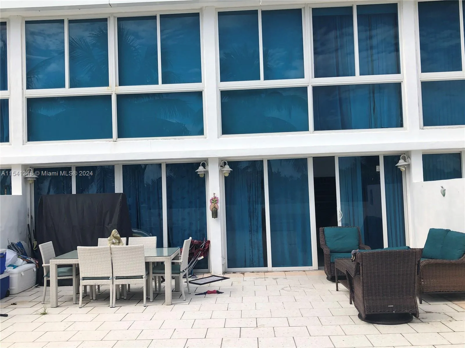 5445 Collins Ave # TH2, Miami Beach, FL 33140 photo 8