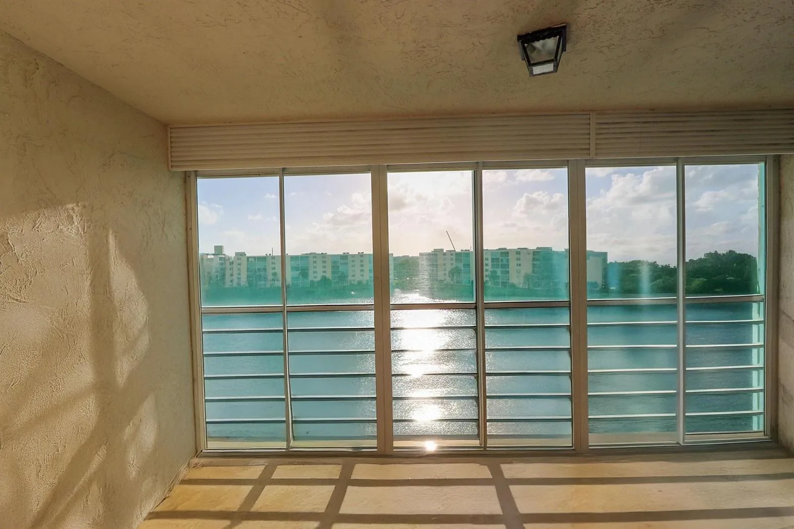 101 SE 3rd Avenue # 605, Dania Beach, FL 33004