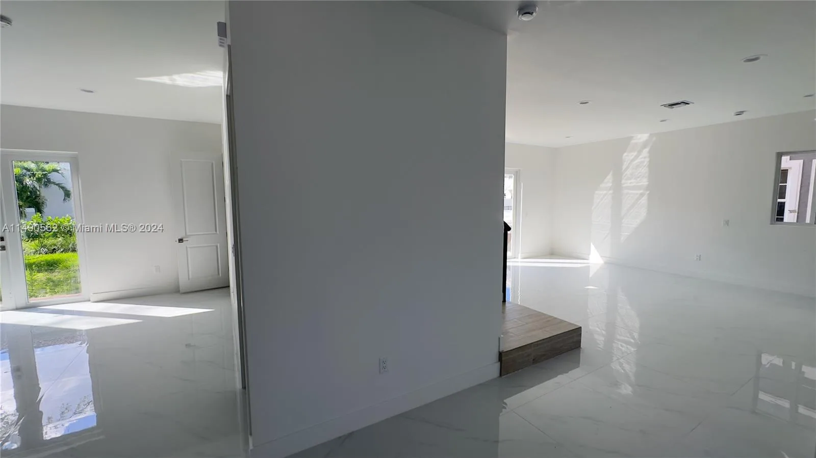 3562 Forest View Cir, Dania Beach, FL 33312 photo 9