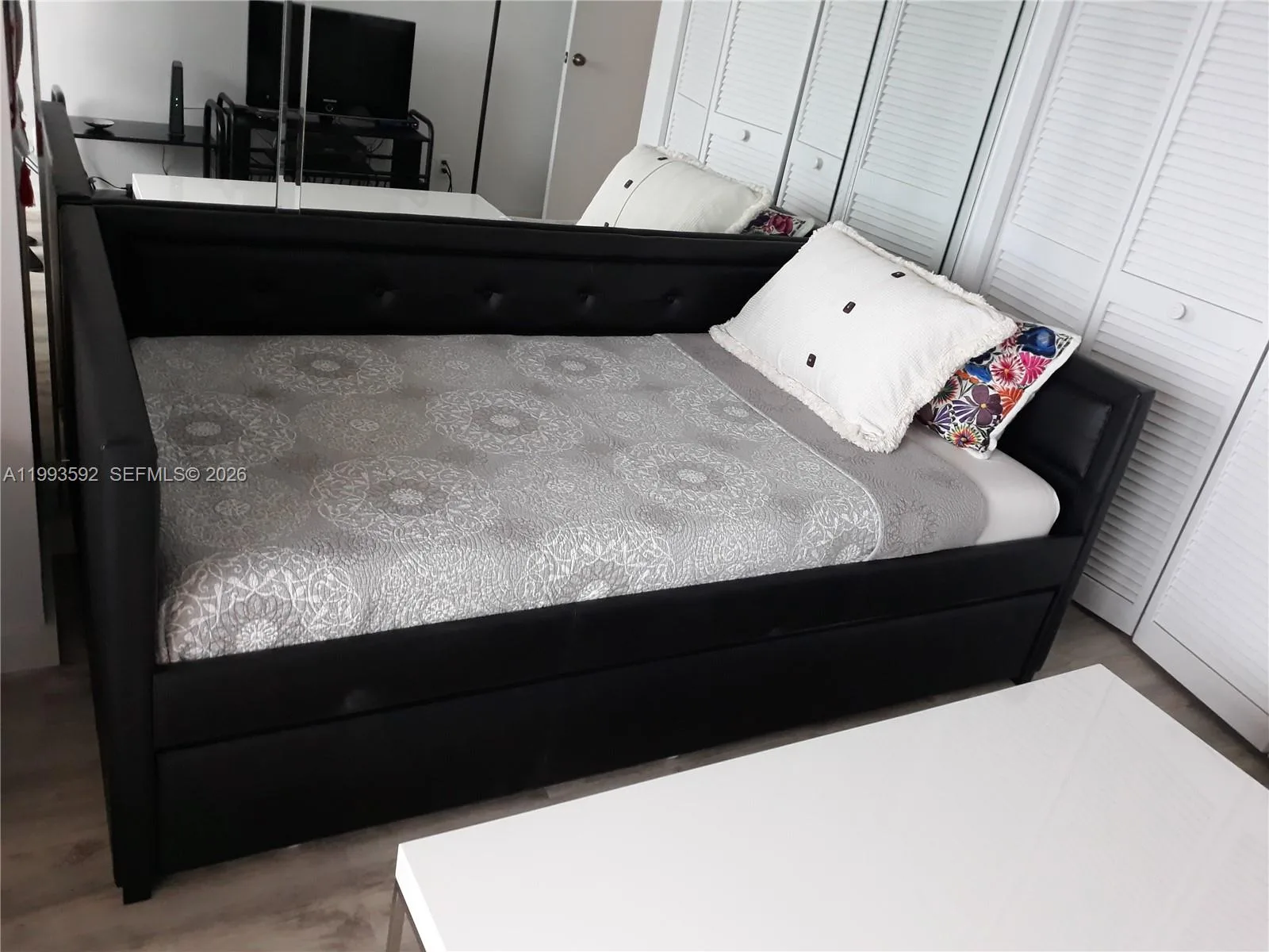 2555 Collins Ave # 703, Miami Beach, FL 33140 photo 8