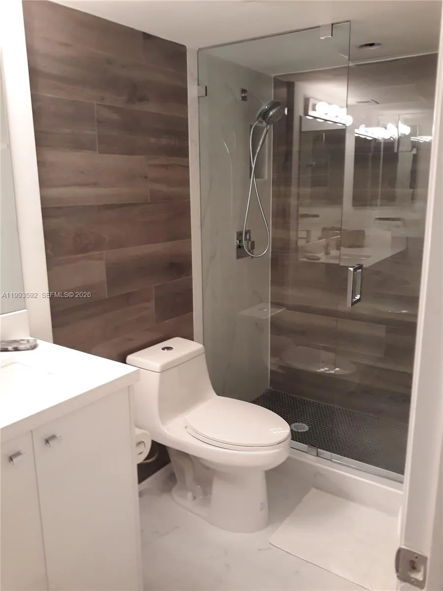 2555 Collins Ave # 703, Miami Beach, FL 33140 photo 9
