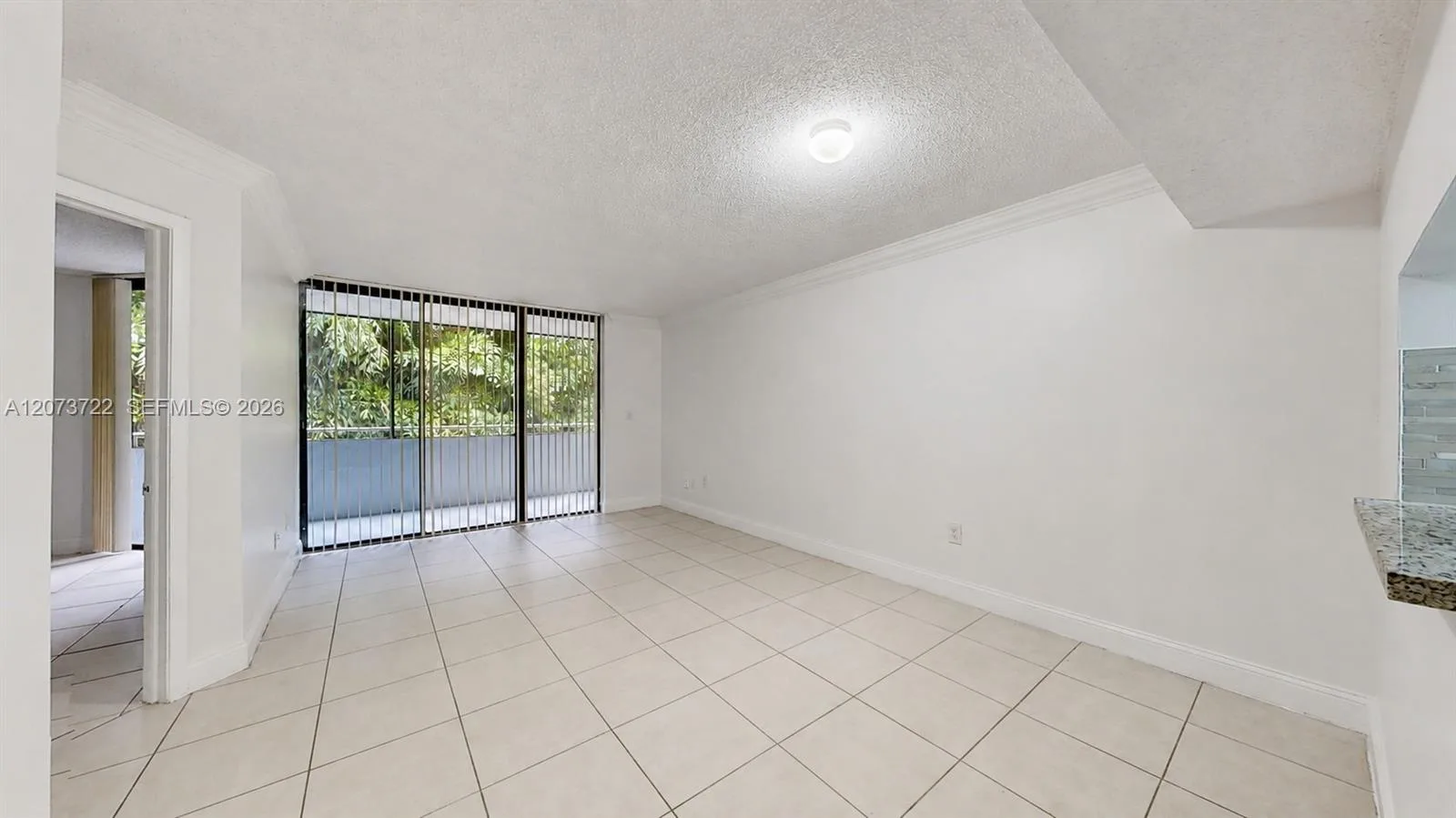 8275 SW 152nd Ave # D-209, Miami, FL 33193 photo 2